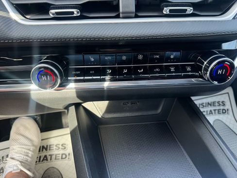 New 2026 Chevrolet Equinox LT w/ Convenience Package II image 20