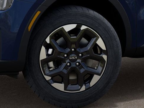 New 2025 Kia Sorento S image 10