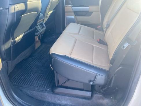 Used 2023 Ford F350 Lariat w/ Chrome Package image 6