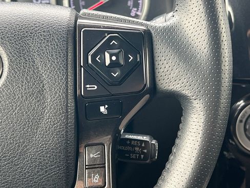 Certified 2024 Toyota 4Runner TRD Off-Road image 30