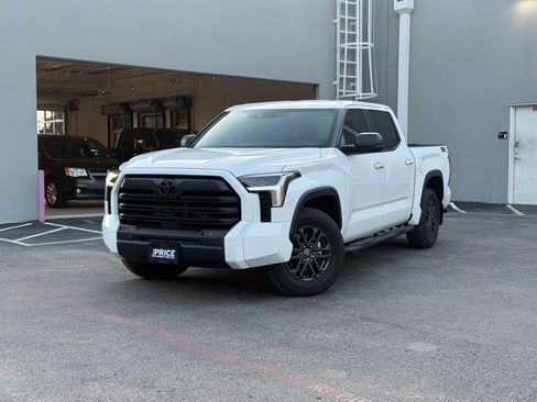Used 2025 Toyota Tundra SR5 w/ SX Package RWD image 24