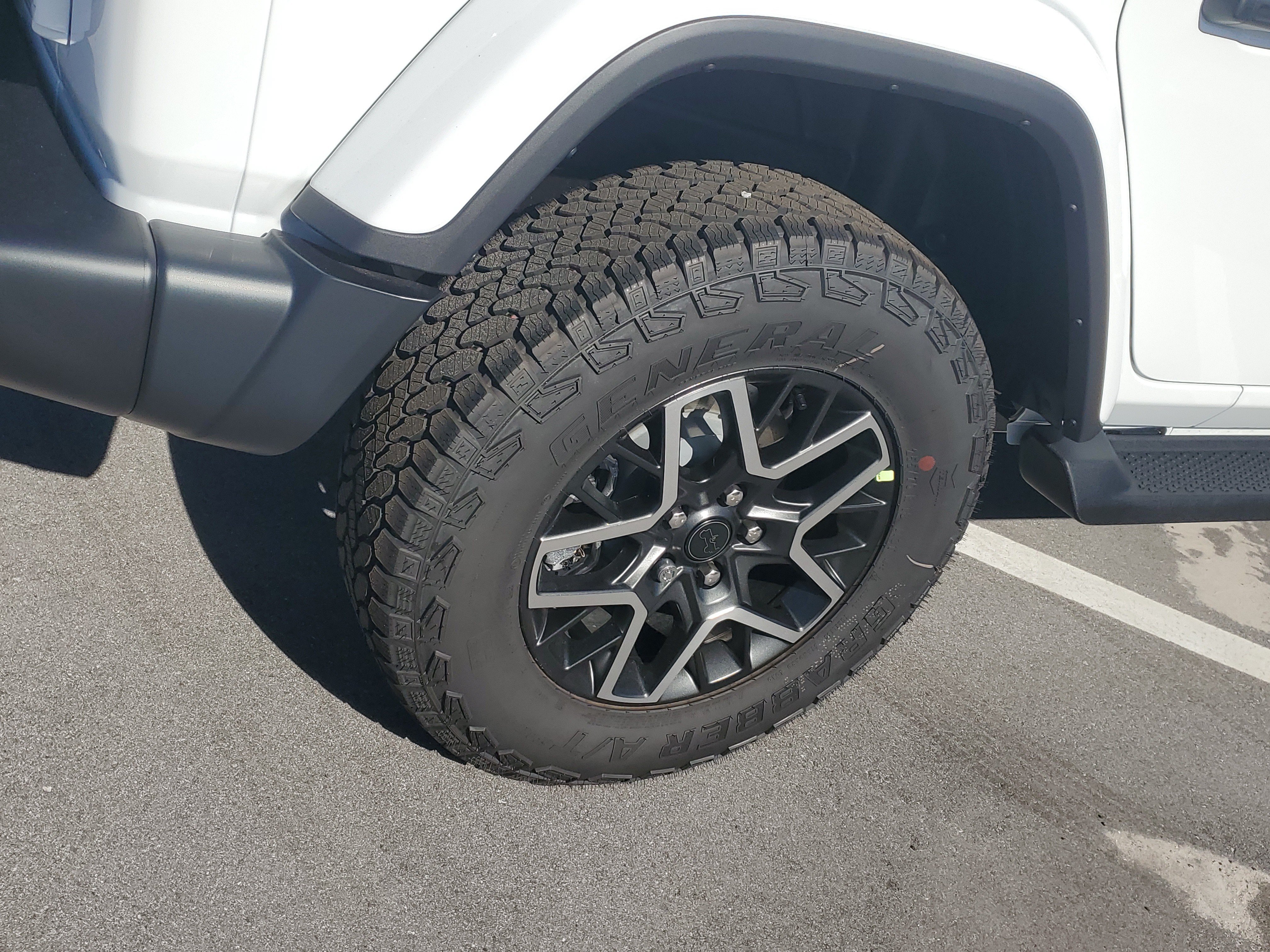 New 2027 Jeep Wrangler Unlimited Sahara AWD/4WD image 6