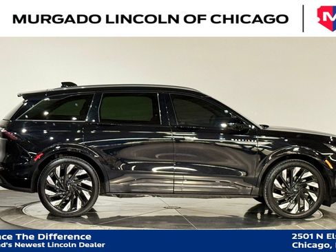 Used 2024 Lincoln Nautilus Reserve w/ Equipment Group 202A image 9