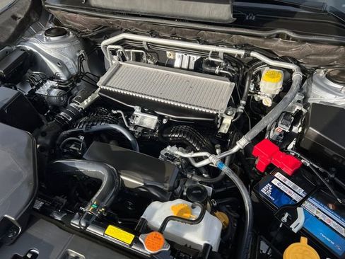 Used 2019 Subaru Ascent Premium image 9