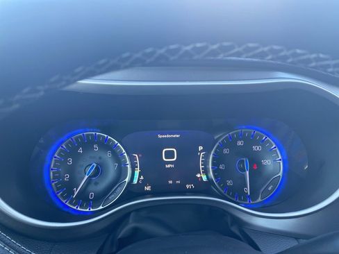 New 2026 Chrysler Pacifica Select image 19