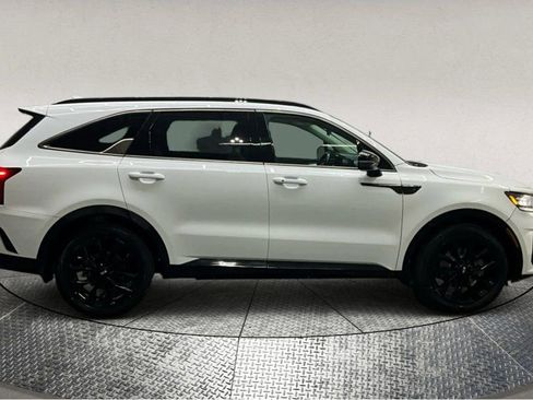 Used 2021 Kia Sorento SX image 9