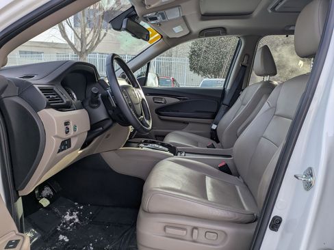 Used 2016 Honda Pilot Elite image 13
