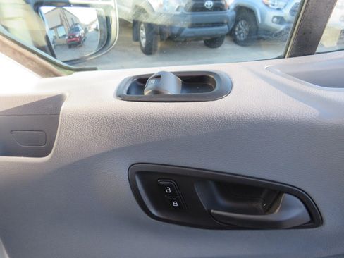 Used 2018 Ford Transit 350 148 Medium Roof image 23