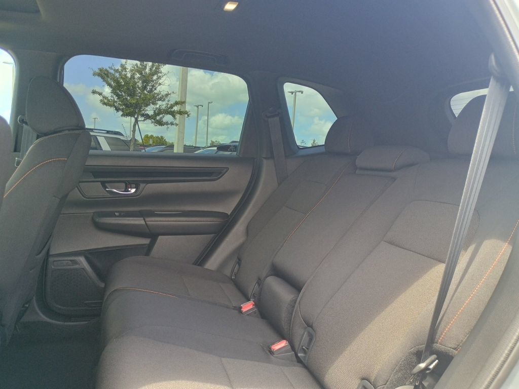 Used 2023 Honda CR-V Sport image 17