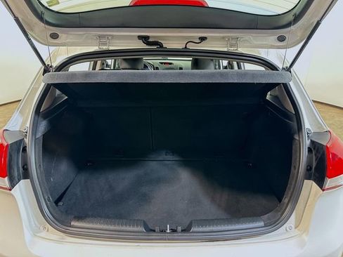 Used 2016 Kia Forte LX image 19