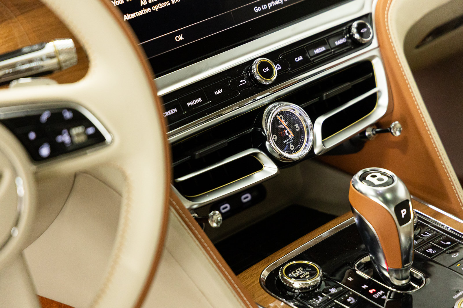 Used 2026 Bentley Flying Spur V8 AWD/4WD image 33