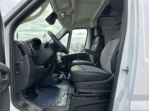 New 2025 RAM ProMaster 2500 w/ Power Group image 6