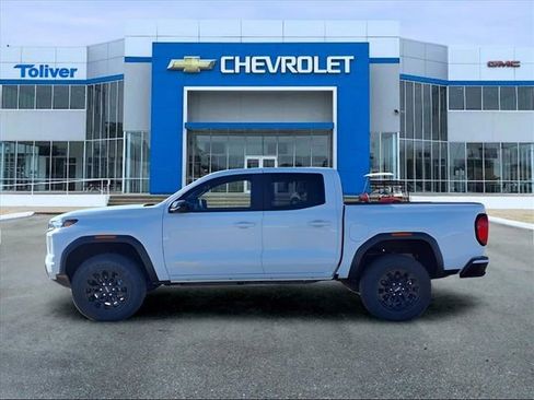 New 2026 GMC Canyon Elevation image 4