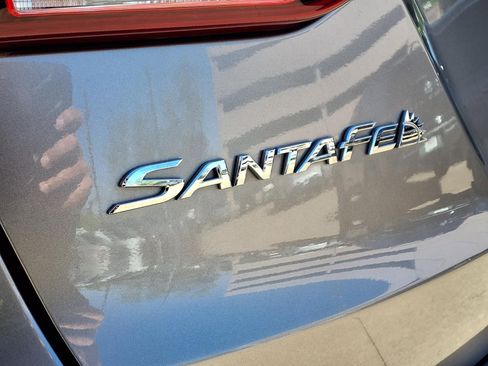 Used 2017 Hyundai Santa Fe Sport image 10