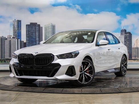 New 2026 BMW 540i xDrive w/ Executive Package image 2