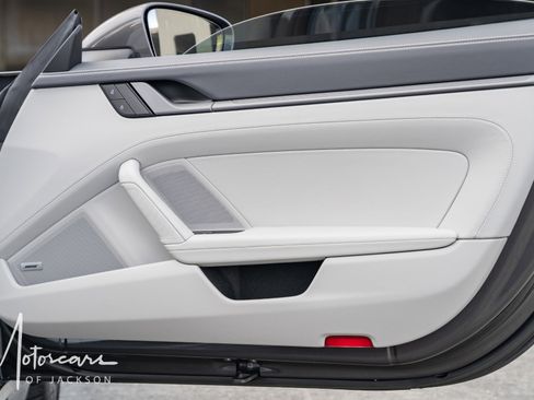 Used 2022 Porsche 911 Carrera S image 24