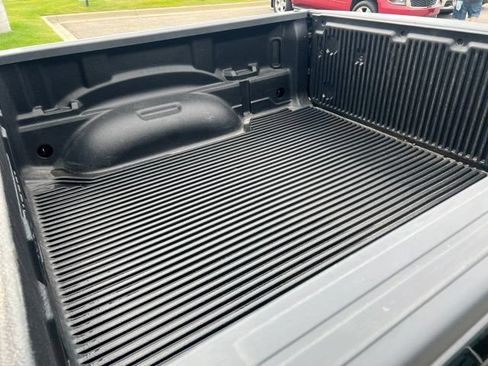Certified 2025 RAM 1500 Big Horn AWD/4WD image 12