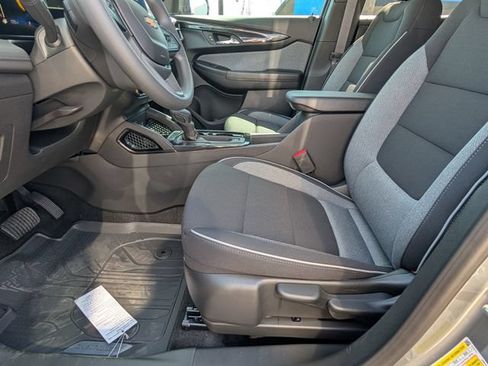 New 2026 Chevrolet TrailBlazer LS w/ LS Convenience Package FWD image 9
