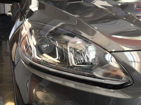 Used 2022 Ford Escape SE w/ Convenience Package AWD/4WD image 4