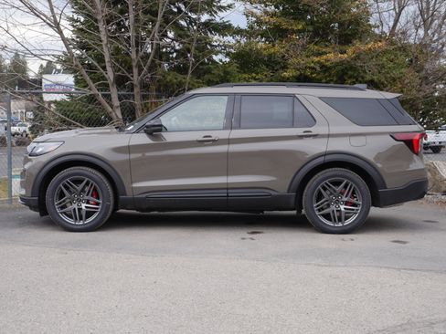 New 2026 Ford Explorer ST w/ Sun And Sound Package AWD/4WD image 21