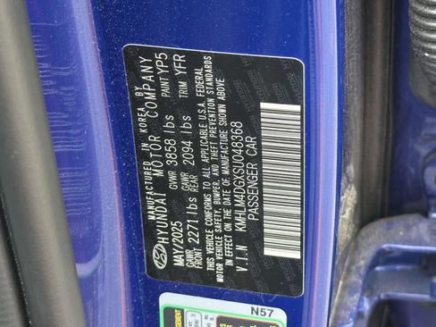 Certified 2025 Hyundai Elantra Sport FWD image 11