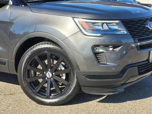 Used 2018 Ford Explorer Sport w/ Equipment Group 401A image 6