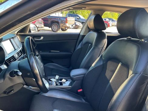 Used 2020 Kia Optima S w/ S Panoramic Sunroof Package FWD image 8