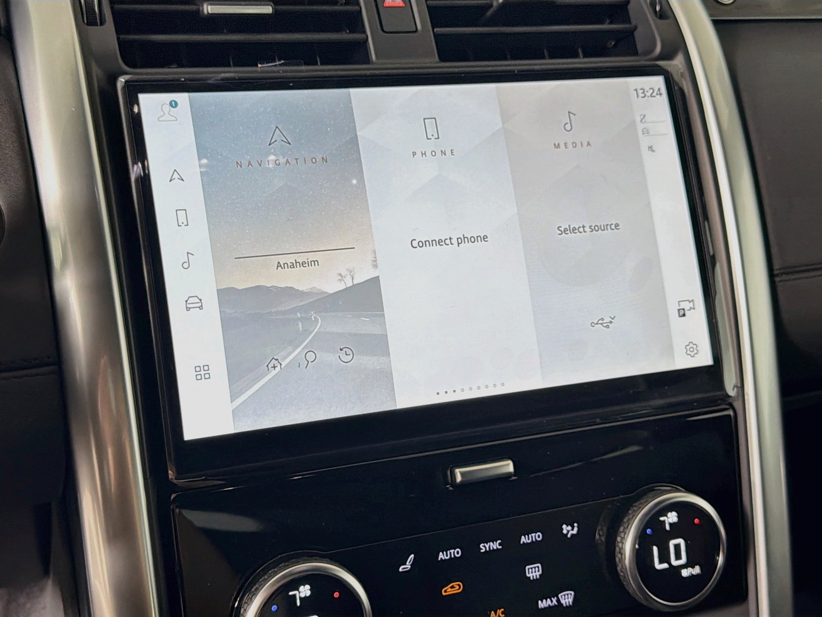 New 2026 Land Rover Discovery S AWD/4WD image 18