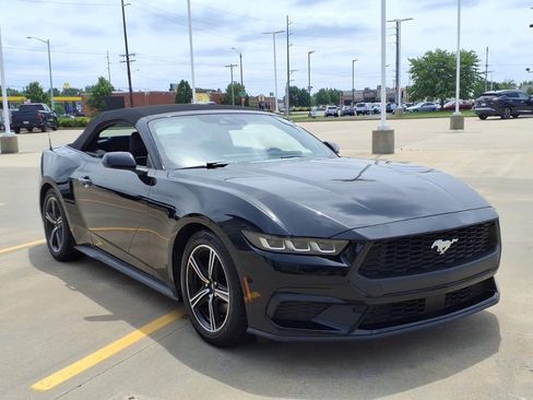 Used 2024 Ford Mustang Premium RWD image 6