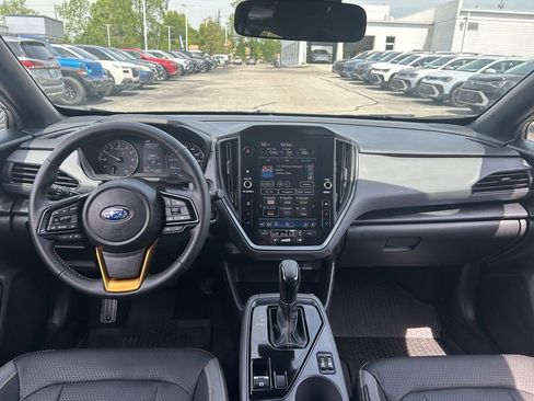 Used 2025 Subaru Crosstrek 2.5i Wilderness AWD/4WD image 9