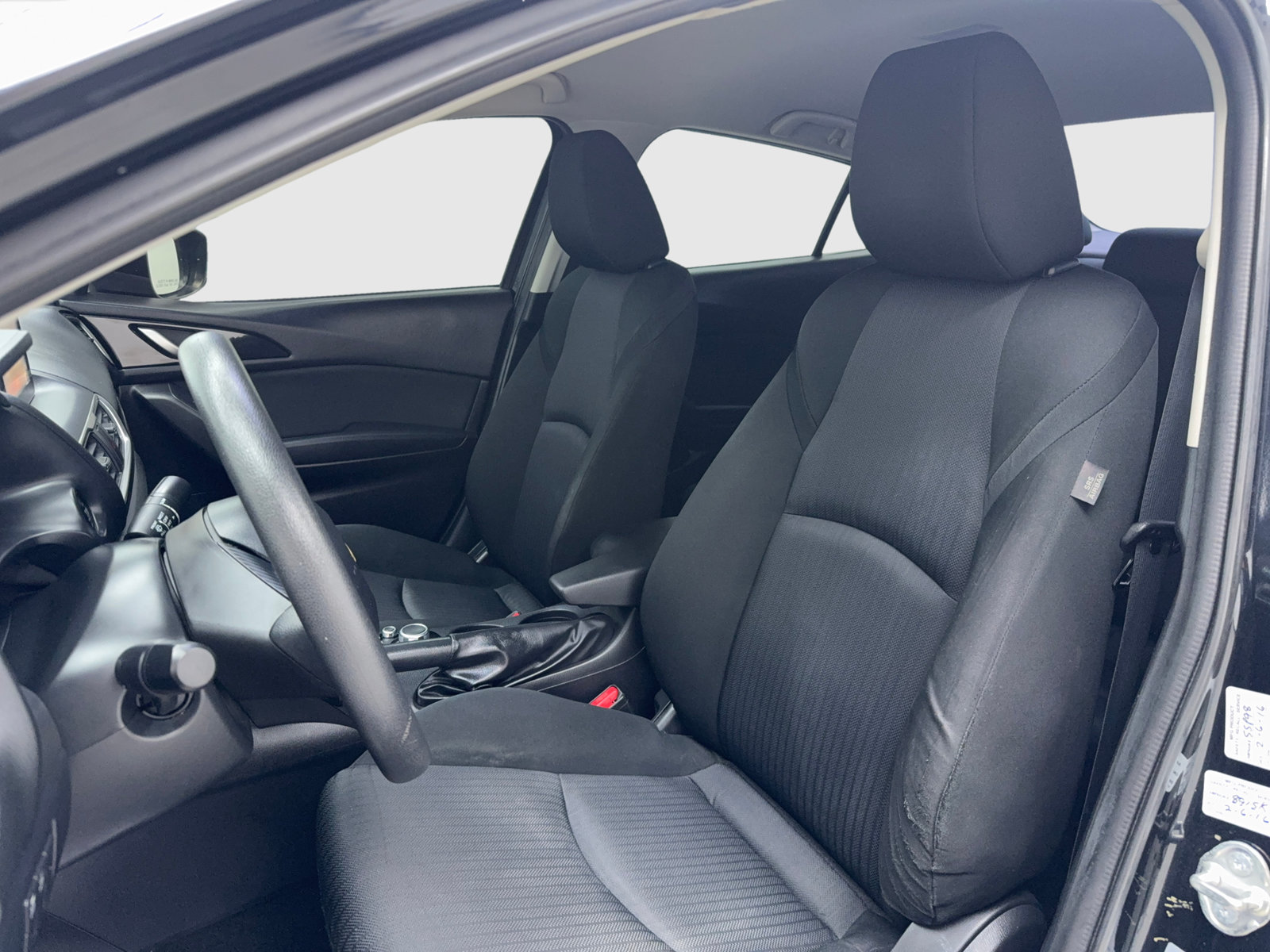 Used 2015 MAZDA MAZDA3 i Sport FWD image 18