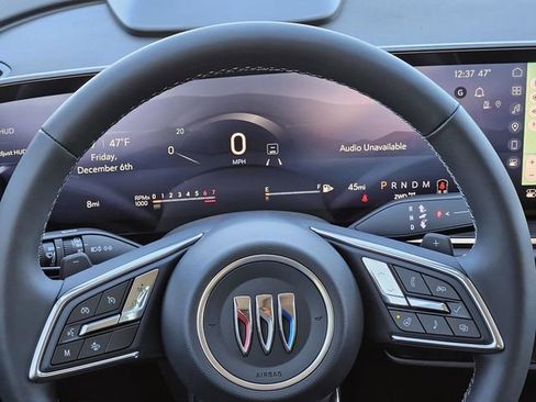New 2025 Buick Envision Avenir image 19