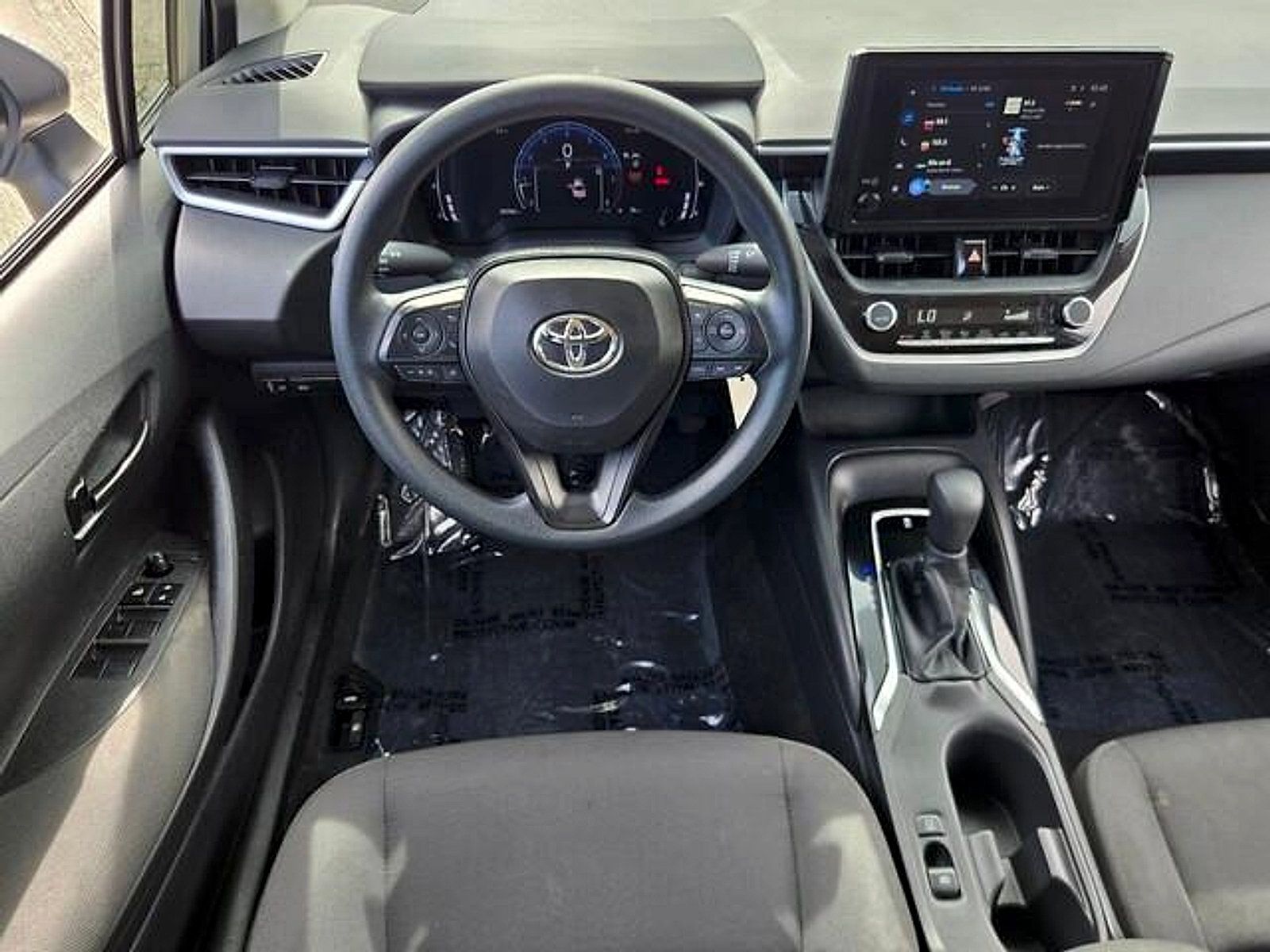 Used 2026 Toyota Corolla LE FWD image 12