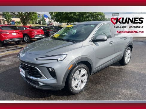 Used 2025 Buick Encore GX Preferred FWD image 11