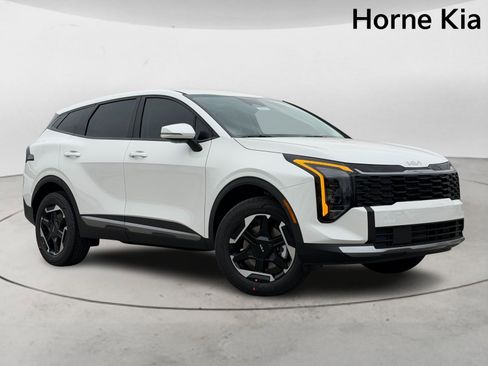 New 2026 Kia Sportage S image 2