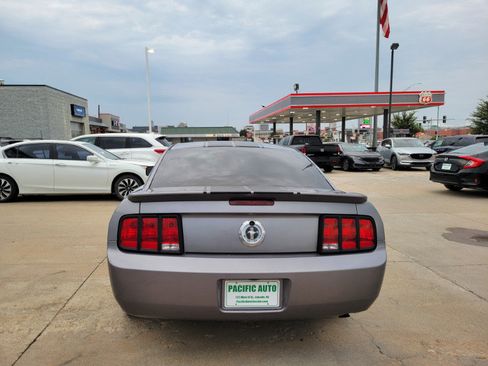 Used 2007 Ford Mustang Coupe RWD image 6
