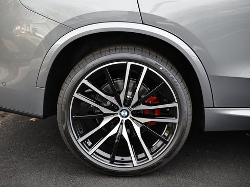 New 2026 BMW X5 xDrive40i w/ M Sport Package image 6