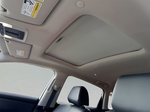 Used 2023 Honda HR-V EX-L image 30