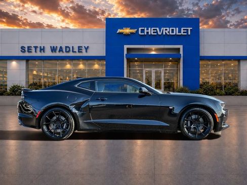 Used 2023 Chevrolet Camaro SS RWD image 8