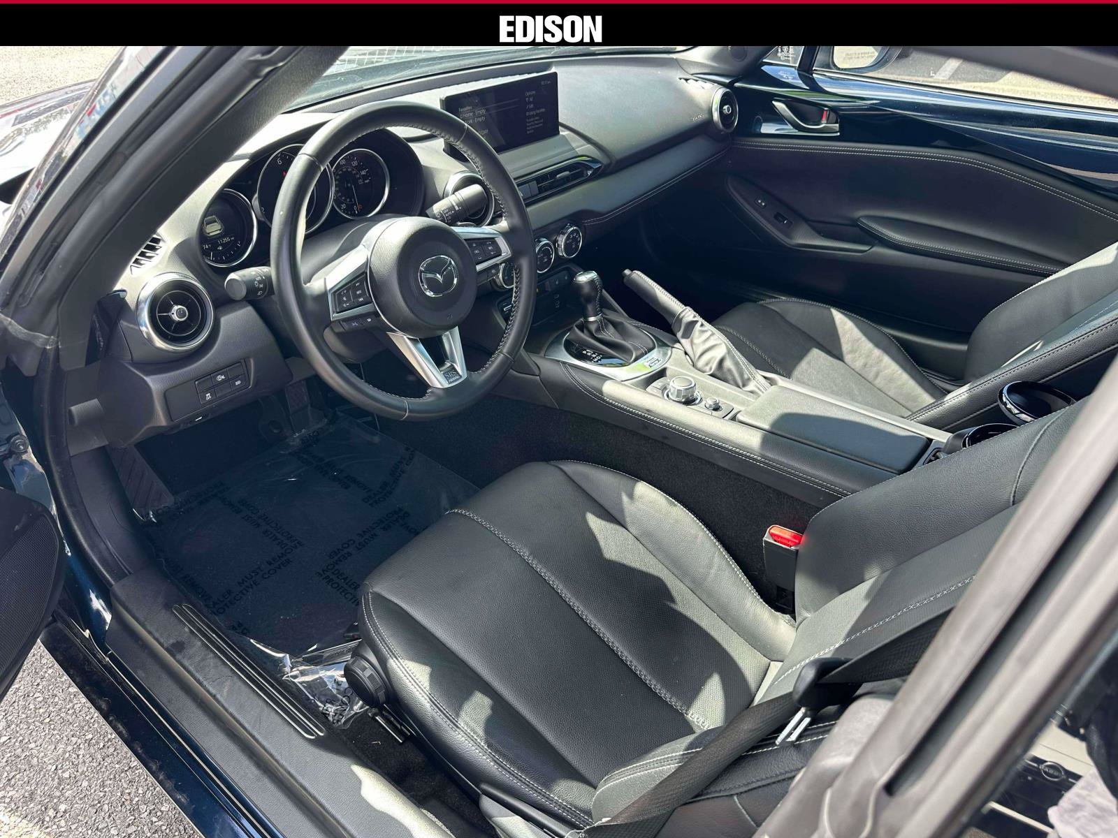 Used 2025 MAZDA MX-5 Miata RF Grand Touring RWD image 12