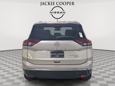 Used 2026 Nissan Rogue Platinum w/ Platinum Premium Package AWD/4WD image 6