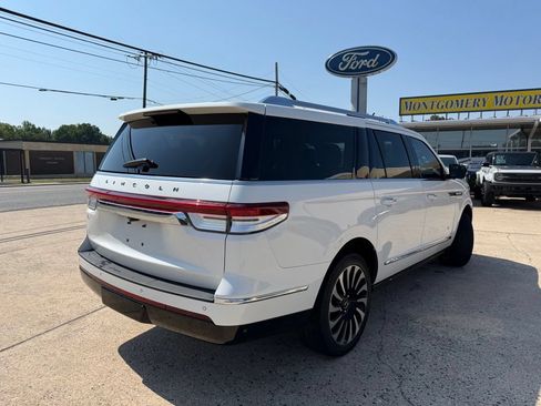 Used 2022 Lincoln Navigator L Black Label AWD/4WD image 3