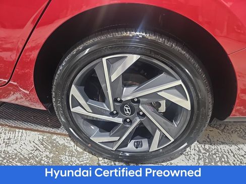 Certified 2025 Hyundai Elantra SEL FWD image 33