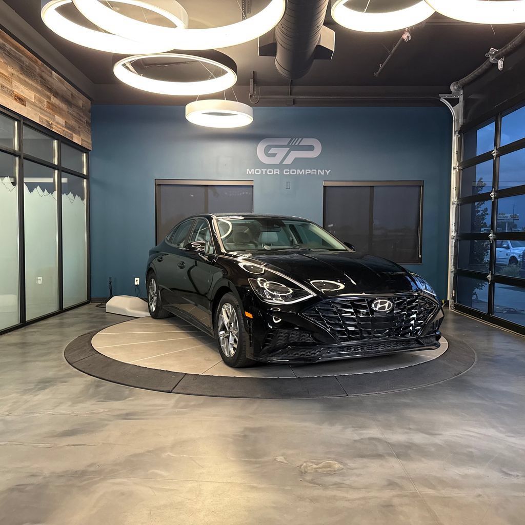 Used 2022 Hyundai Sonata SEL FWD image 1