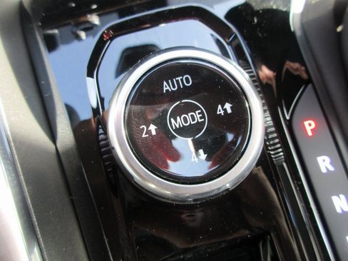 New 2026 GMC Canyon AT4 image 16