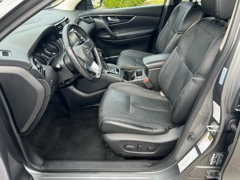 Used 2019 Nissan Rogue Sport SL AWD/4WD image 9