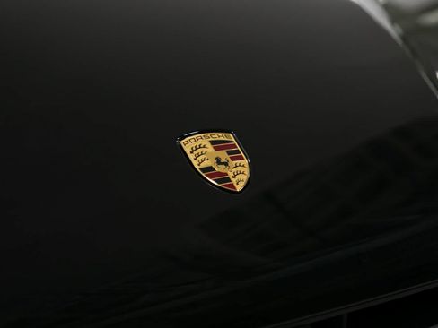 New 2026 Porsche Macan AWD/4WD image 17