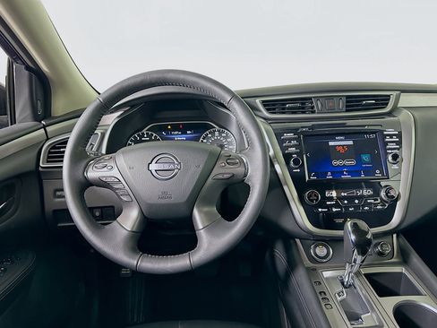 Used 2024 Nissan Murano SV image 17