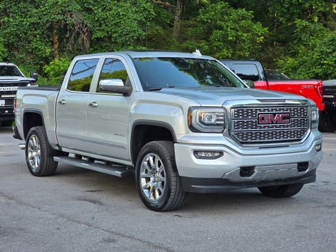 Used 2018 GMC Sierra 1500 Denali AWD/4WD image 9
