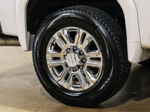 Used 2021 GMC Sierra 2500 Denali w/ Denali Ultimate Package image 25